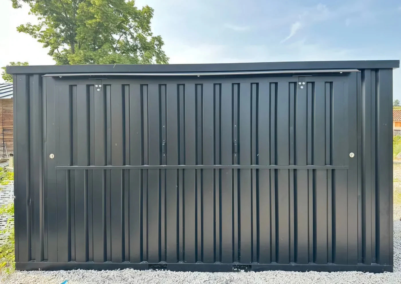 Container umgebaut zu einer Bar/Imbissbude/einem Café im Freien (4x2m)