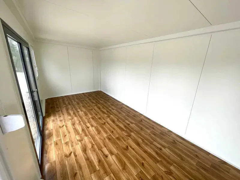 Premium-Modulcontainer – Ideal für moderne Unternehmen (Ref: C4100)