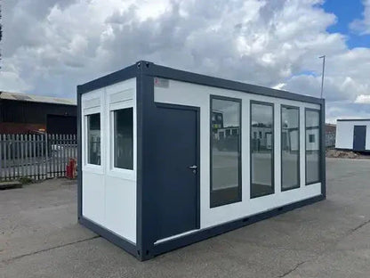 Mobiler Bürocontainer mit Panoramafenstern (Ref: C3301)