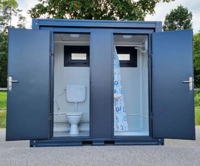 Sanitärcontainer mit Dusche, WC und Urinal